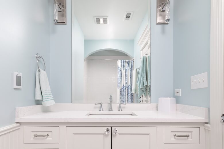 Lincoln Park Duplex - Chicago, Illinois