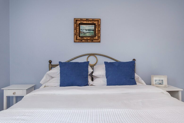 The Original Ventura Beach Cottage - Ventura, California