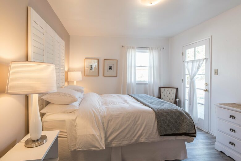 The Original Ventura Beach Cottage - Ventura, California