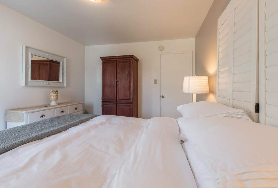 The Original Ventura Beach Cottage - Ventura, California