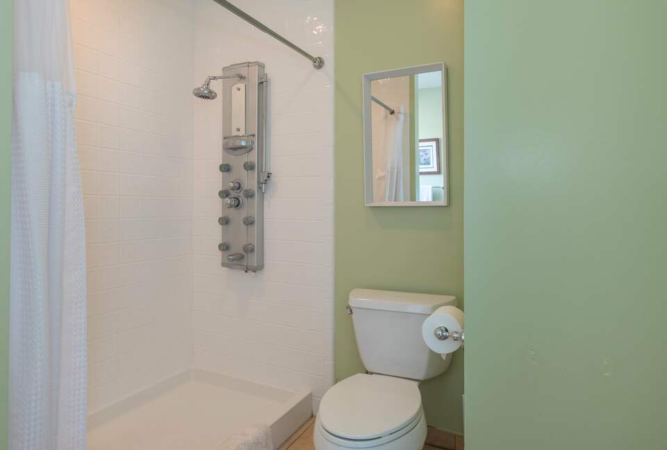 The Original Ventura Beach Cottage - Ventura, California