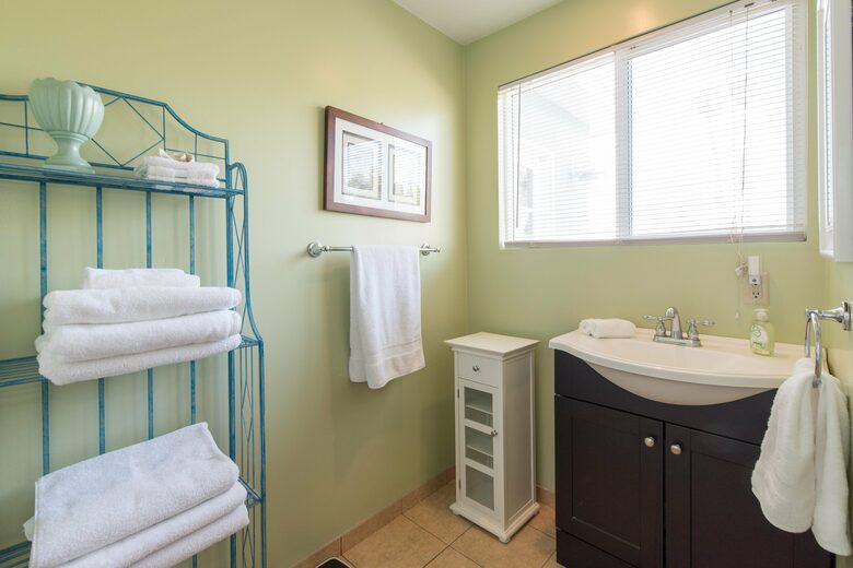 The Original Ventura Beach Cottage - Ventura, California