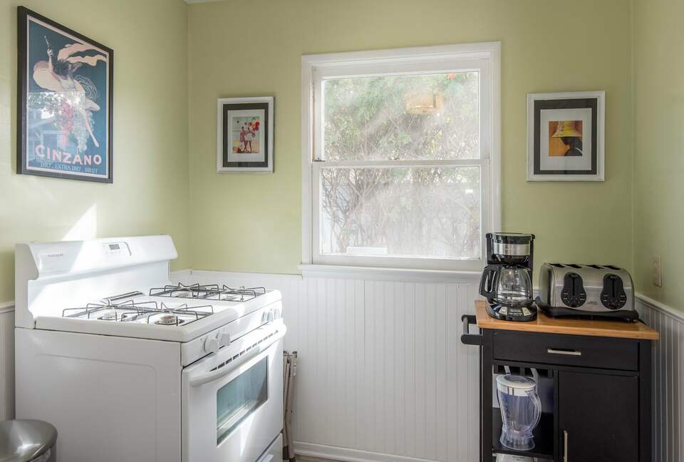 The Original Ventura Beach Cottage - Ventura, California