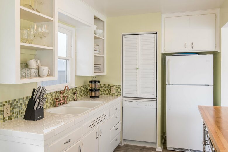 The Original Ventura Beach Cottage - Ventura, California