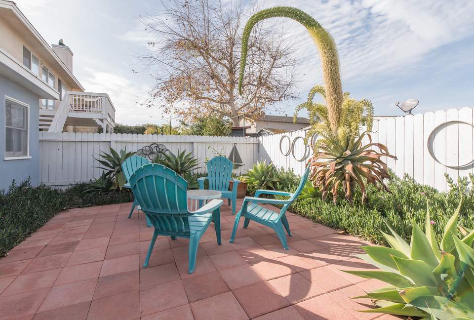 The Original Ventura Beach Cottage - Ventura, California