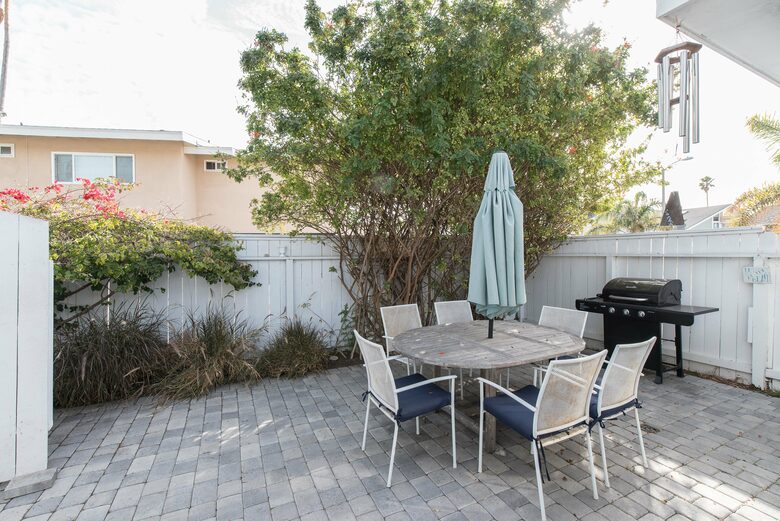 The Original Ventura Beach Cottage - Ventura, California