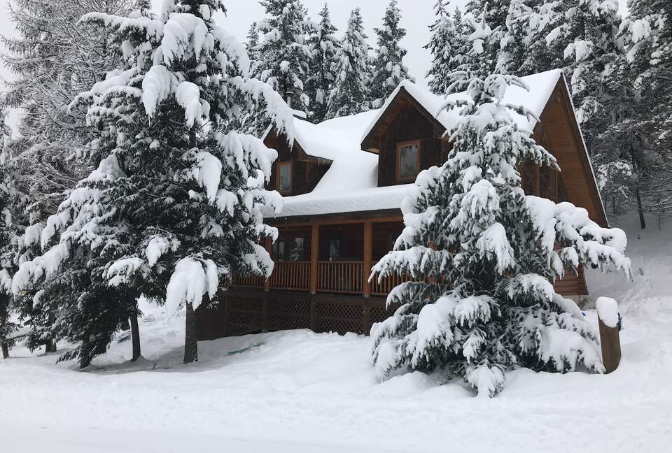 Luxury Log Cabin in the Mountains of British Columbia - Kimberley, Canada