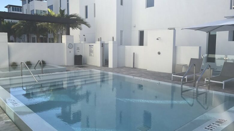 SkY255 - 4 Bedroom Townhouse - Lauderdale by the Sea, Florida