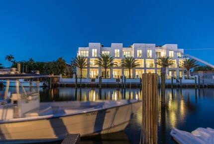 SkY255 - 4 Bedroom Townhouse - Lauderdale by the Sea, Florida