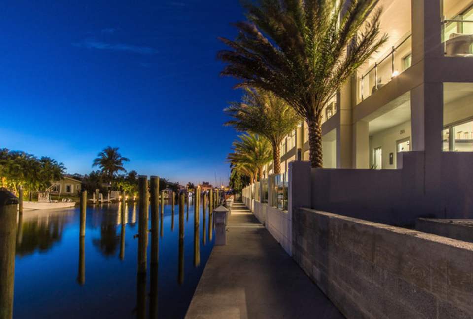 SkY263 - 4 Bedroom Townhouse - Lauderdale by the Sea, Florida