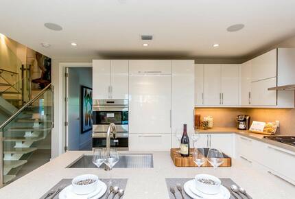 SkY255 - 4 Bedroom Townhouse - Lauderdale by the Sea, Florida