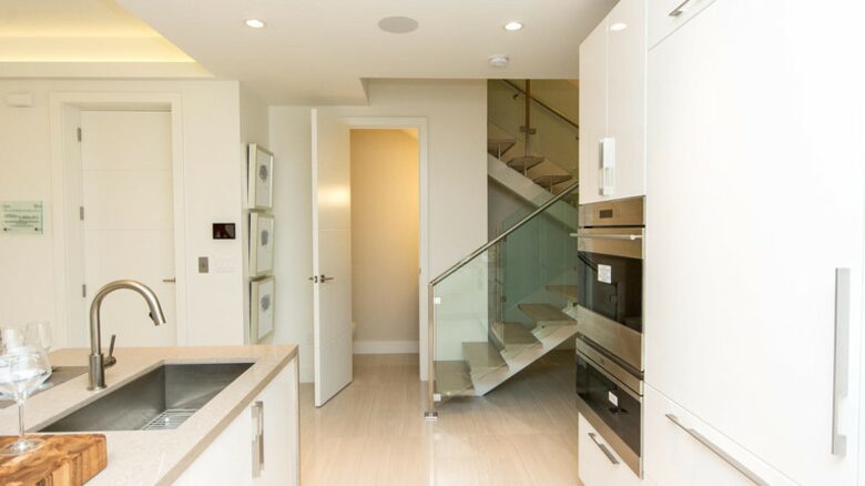 SkY255 - 4 Bedroom Townhouse - Lauderdale by the Sea, Florida