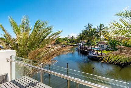 SkY255 - 4 Bedroom Townhouse - Lauderdale by the Sea, Florida