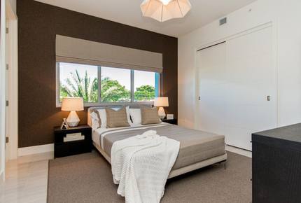 SkY255 - 4 Bedroom Townhouse - Lauderdale by the Sea, Florida