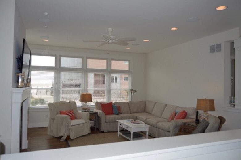 Lovely Loveladies - Long Beach Island, New Jersey