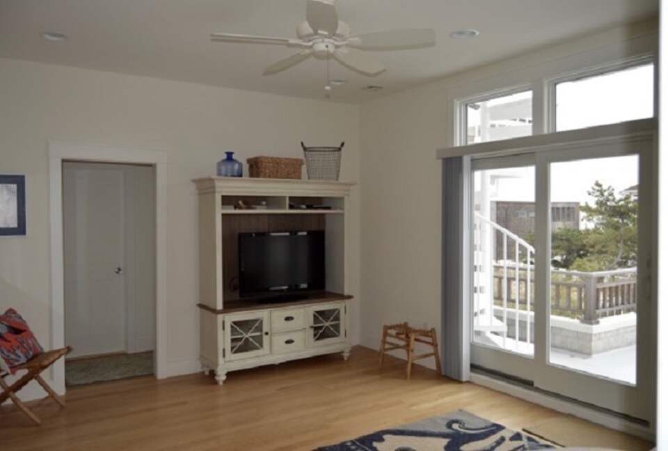 Lovely Loveladies - Long Beach Island, New Jersey