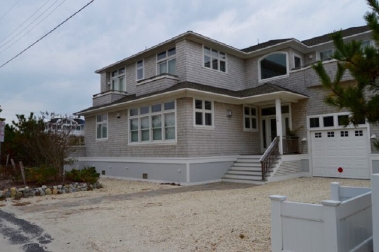 Lovely Loveladies - Long Beach Island, New Jersey