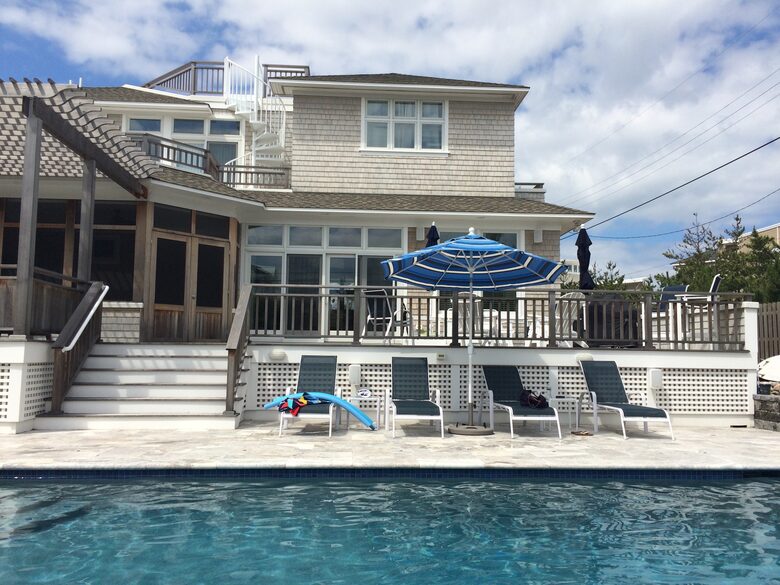 Lovely Loveladies - Long Beach Island, New Jersey