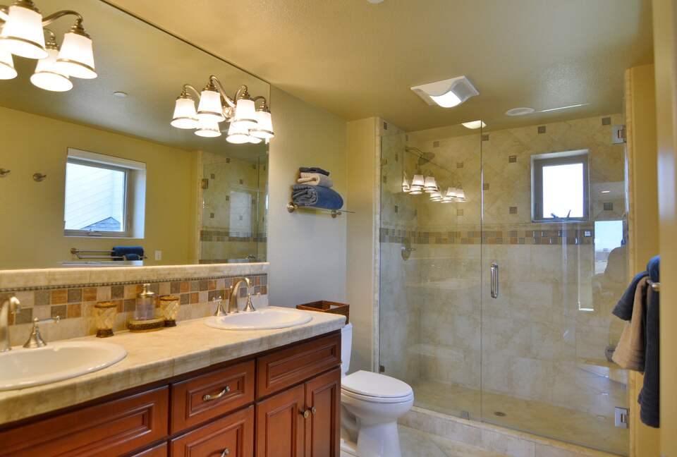 Royal Pacific - Close to San Francisco, Napa and Sonoma - Bodega Bay, California