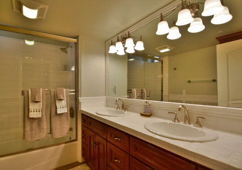 Royal Pacific - Close to San Francisco, Napa and Sonoma - Bodega Bay, California