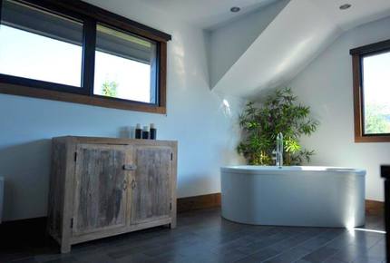 Luxury on the River - Lac Supérieur, Canada