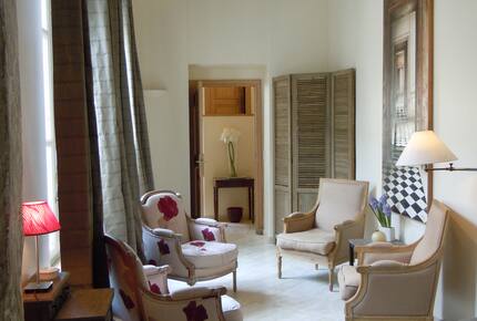 Rue de Seine - Paris, France