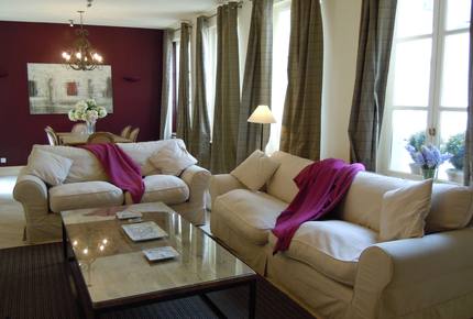 Rue de Seine - Paris, France