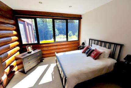 Luxury on the River - Lac Supérieur, Canada