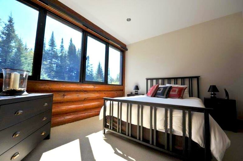 Luxury on the River - Lac Supérieur, Canada