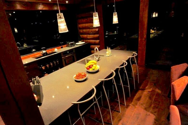 Luxury on the River - Lac Supérieur, Canada