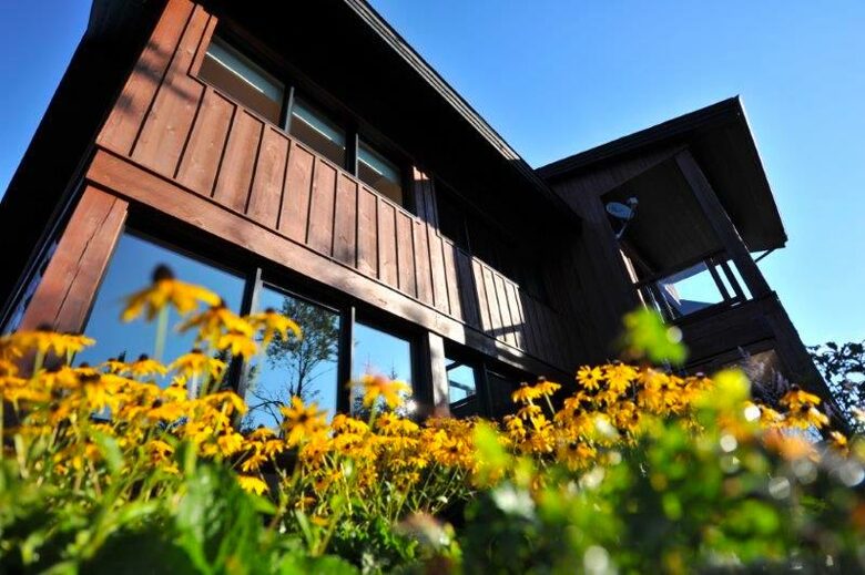 Luxury on the River - Lac Supérieur, Canada