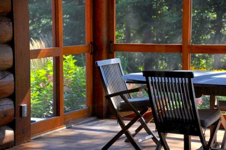 Luxury on the River - Lac Supérieur, Canada