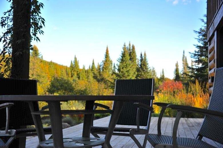 Luxury on the River - Lac Supérieur, Canada