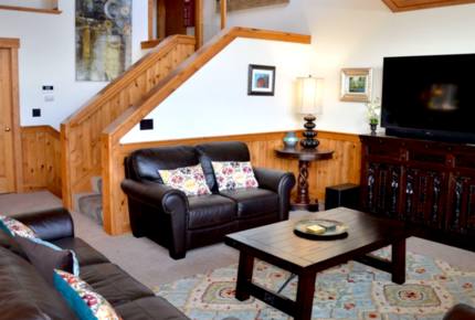 Sierra Views - Truckee, California