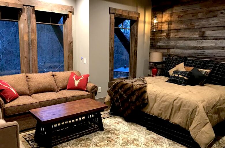 Rustic Luxury Lake House - Lake Keowee, South Carolina