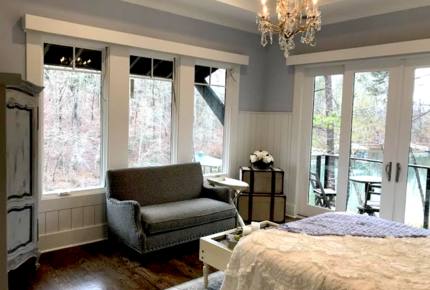 Rustic Luxury Lake House - Lake Keowee, South Carolina