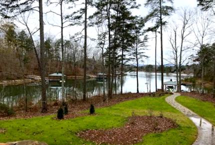 Rustic Luxury Lake House - Lake Keowee, South Carolina