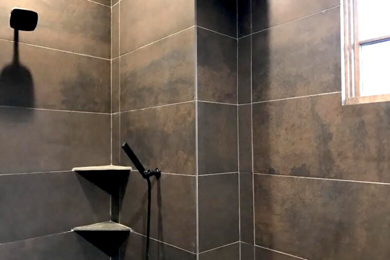 Rustic Luxury Lake House - Lake Keowee, South Carolina