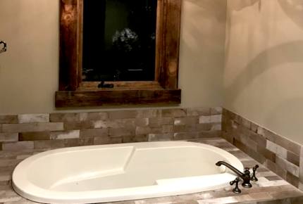 Rustic Luxury Lake House - Lake Keowee, South Carolina