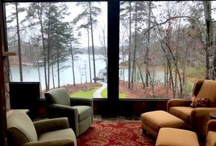 Rustic Luxury Lake House - Lake Keowee, South Carolina