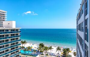 Ocean Manor Beach Condo - Fort Lauderdale, Florida