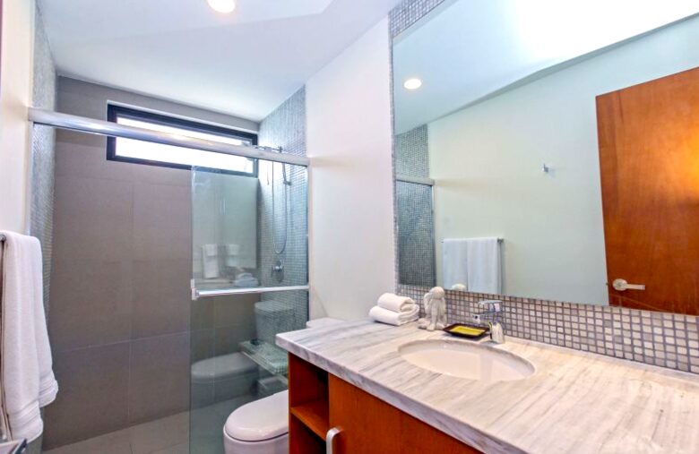 Happiness at Lunada - Playa del Carmen, Mexico