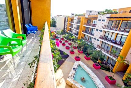 Happiness at Lunada - Playa del Carmen, Mexico