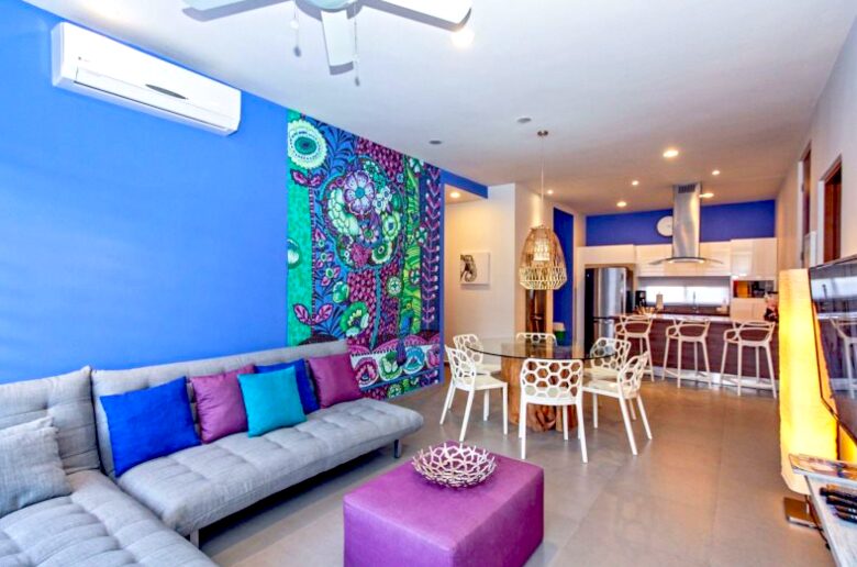 Happiness at Lunada - Playa del Carmen, Mexico