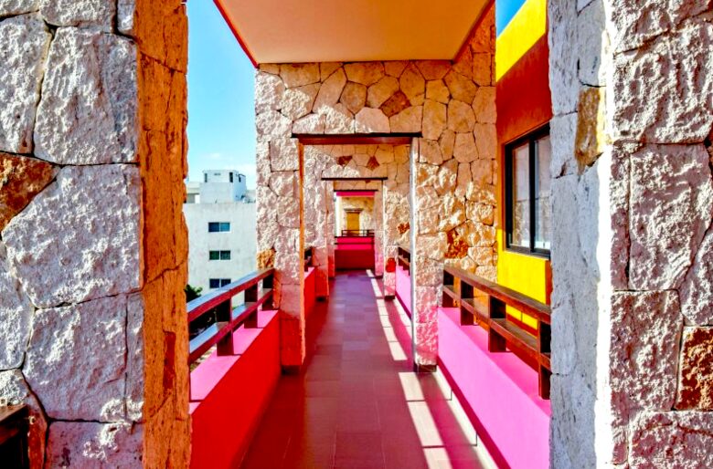 Happiness at Lunada - Playa del Carmen, Mexico