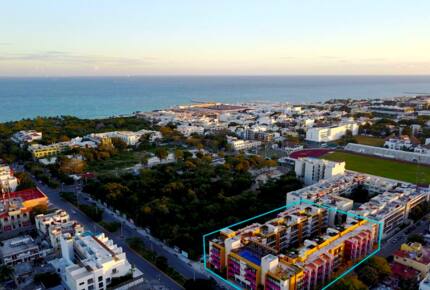 Happiness at Lunada - Playa del Carmen, Mexico