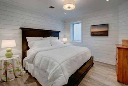 Traditional East Hampton Home - East Hampton, New York