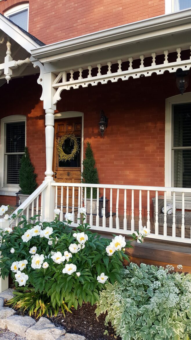 Niagara Vineyard Estate House - Niagara, Canada