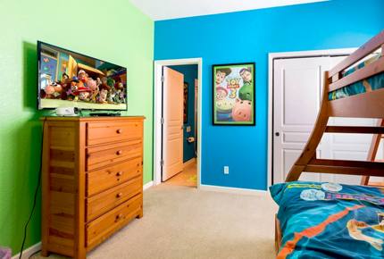 Windsor Hills Retreat - Kissimmee, Florida