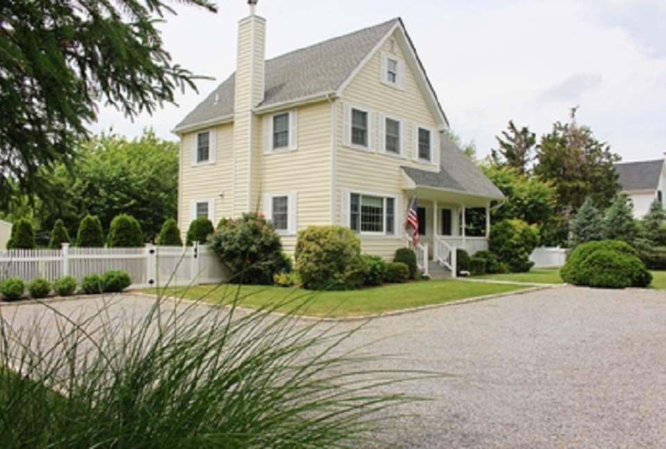 Hampton’s Delight - Water Mill, New York